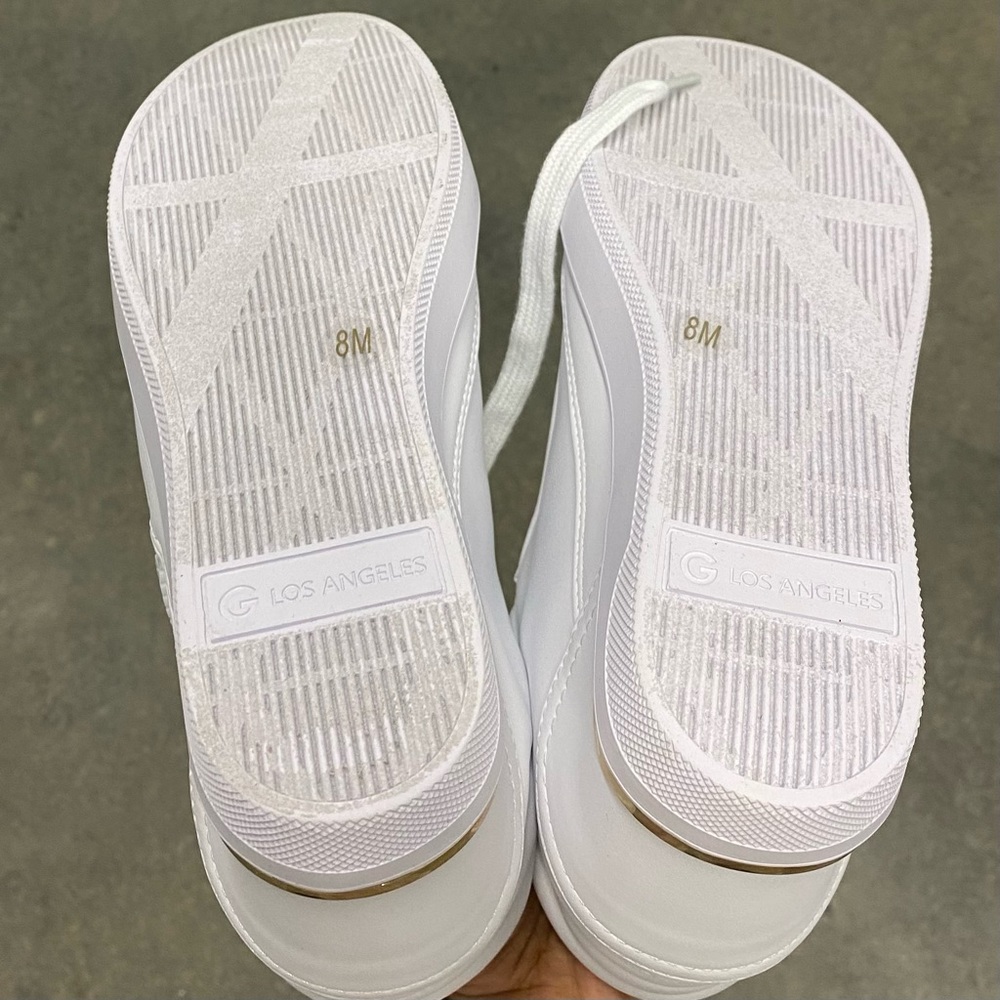 G By Guess Wedge Sneaker, sizes 8 and 8.5, All White Trimmed In Gold Pre-Owned - Picture 5 of 5